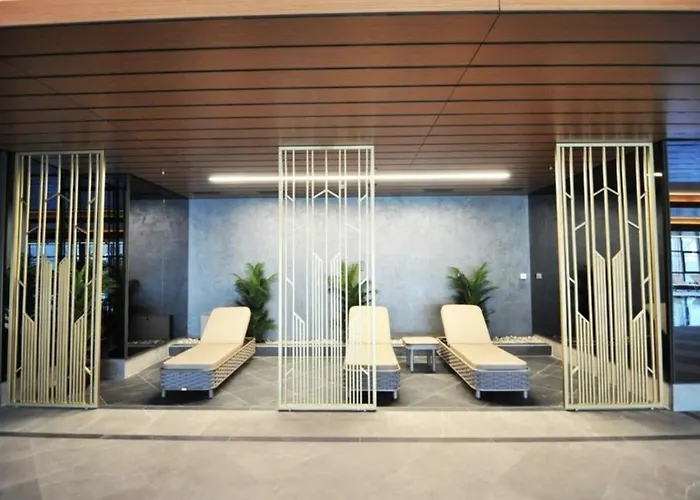 Gorgeous Bright Cool 1bd Views! #359 Istambul