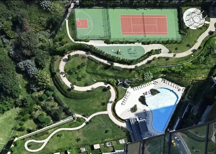 Gorgeous Bright Cool 1bd Views! #359