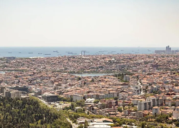 Gorgeous Bright Cool 1bd Views! #359 * Istambul