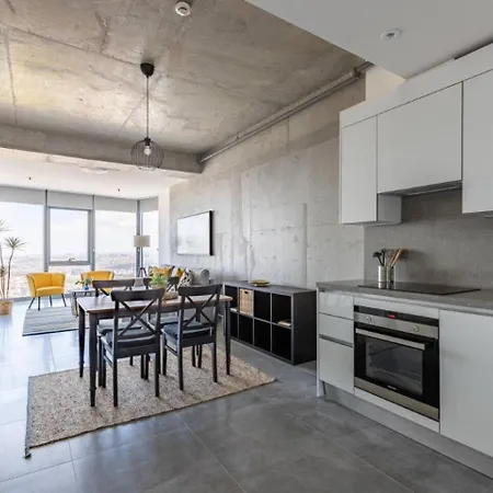 Gorgeous Bright Cool 1bd Views! #359