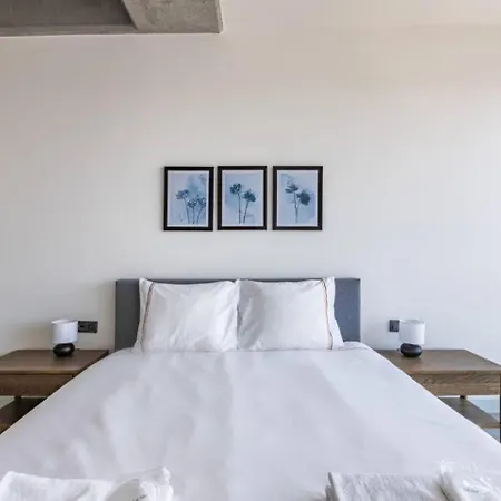 Apartament Gorgeous Bright Cool 1bd Views! #359