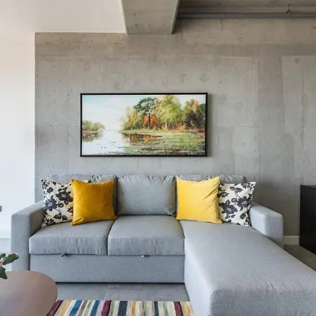 Apartment Gorgeous Bright Cool 1bd Views! #359 Istanbul
