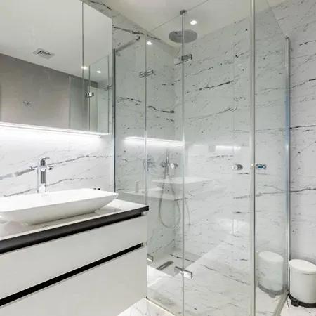 Gorgeous Bright Cool 1bd Views! #359 *