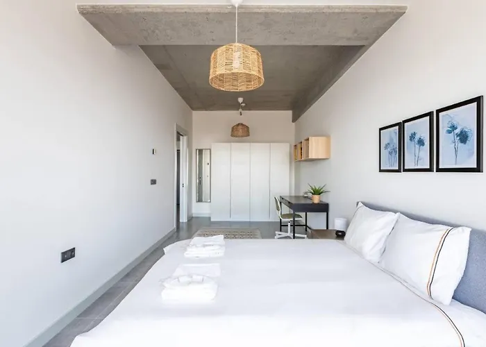 Gorgeous Bright Cool 1bd Views! #359 * Istanbul